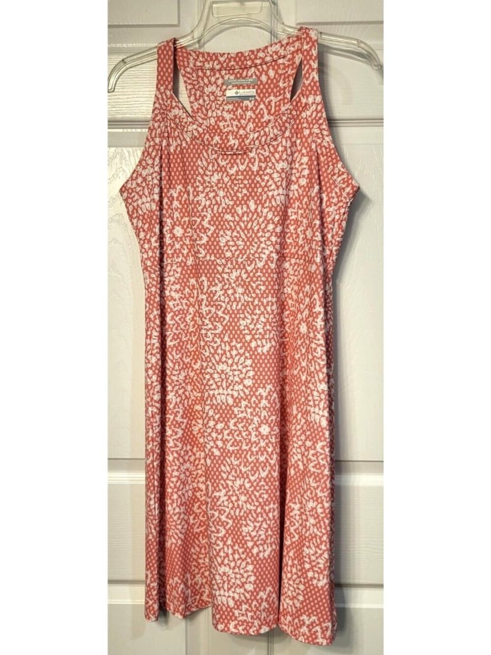 Womens Columbia PFG Freezer III Pink Floral Dress M Racerback Sun Protection